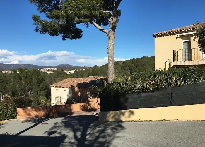 Esterel-plage Saint-Raphael (Var)